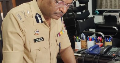 शोलेची पन्नास वर्षे: आभाळंच मग ये आकारा….- जयंत नाईकनवरे (आयपीएस सेवानिवृत्त)